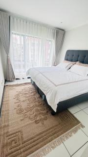 Stylish & Secure Apartment in Fourways - 9