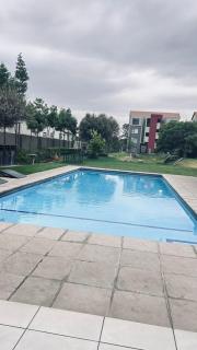 Stylish & Secure Apartment in Fourways - 4