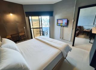 Mar Azul sem Fim: Vista Panorâmica Inesquecível - 7