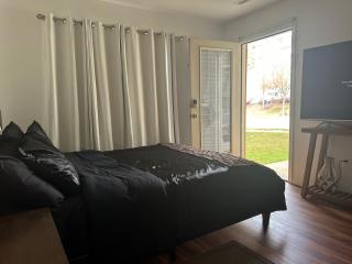 Studio with private entrance, bathroom in Laurel and columbia - 1