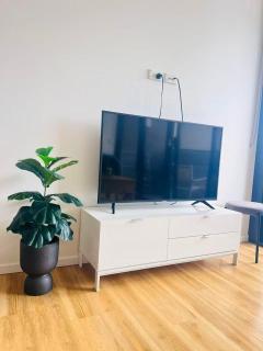 Azure View One-Bed - 4