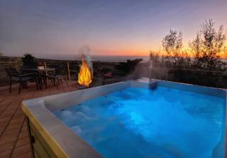 Rahal Luxury - Private Heated Jacuzzi & Infinity Pool - 9