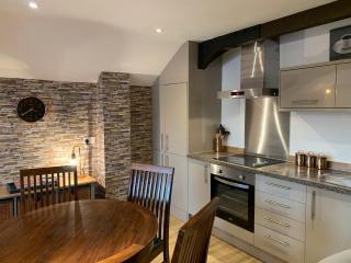 The Loft- Industrial Style Flat Central Windermere - 9