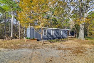 Countryside Home with Pond and Pasture Views in Iuka! - 6