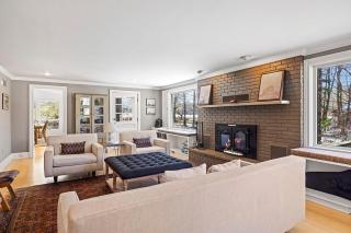 Berrywood Farmhouse - 4