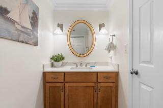 Jade East Towers 0950 by Newman-Dailey - 8