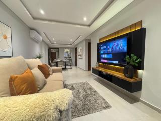 Modern 2 Br Apt In Las Lomas Close To Shop Del Sol - 0