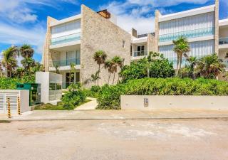 Rooftop Pool, Seaview Balcony, Beach, Gym & BBQ - 2