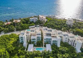 Rooftop Pool, Seaview Balcony, Beach, Gym & BBQ - 8