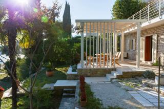 Secret Garden Barada Beach Apartment - 0