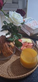 Central Marrakech Sunny Stay Poolside Apartment in Gueliz - 4