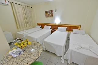 Vind's Plaza Hotel - 4