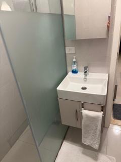 Entire Apartment with Garden - 7