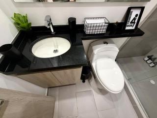 Apartaestudio nuevo con gran vista en el Centro Internacional - 1