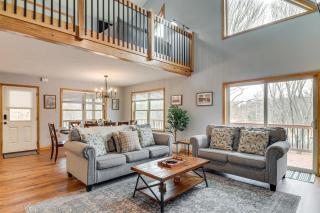 Hot Tub Soaks! Family Home 6 Mi to Big Boulder Mtn - 6