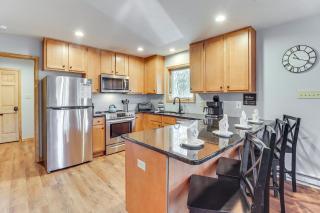 Hot Tub Soaks! Family Home 6 Mi to Big Boulder Mtn - 2