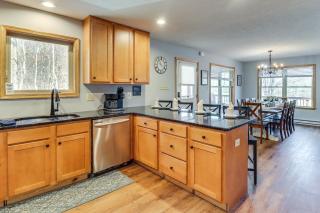 Hot Tub Soaks! Family Home 6 Mi to Big Boulder Mtn - 1