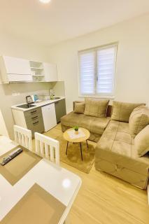 Green panorama Vrdnik - 5