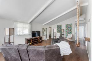 Longmont board games, beds, and boats - 4BR - 1