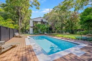 9 Naiad Court - Rainbow Shores - Pool - Aircon - Wifi - Walk to beach - 0