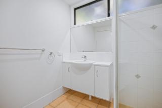 9 Naiad Court - Rainbow Shores - Pool - Aircon - Wifi - Walk to beach - 2