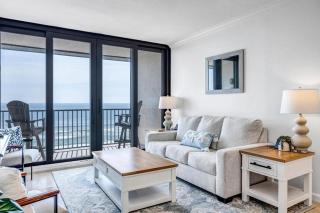 Oceanfront Penthouse Paradise - 3