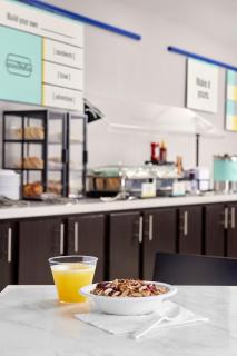 Hotel Del Valle - Austin SE by IHG - 9