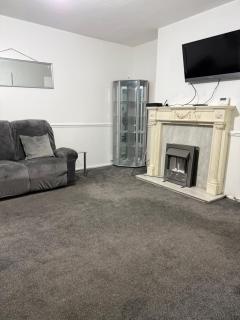 Belexsia 3 Bedroom Guest Apartment - 9