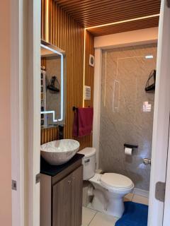 Dep 3 habitaciones 1,5 baños céntrico parking wif TV en habitaciones - 3