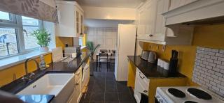 OG Stays VII- Free Wifi, Free Parking, Family & Contractor - 6