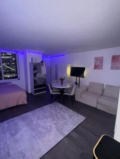 LOFT IN WITH ALL AMENETIES BUILDING BEST LOCATION IN MIDTOWn - New York - 5