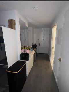 LOFT IN WITH ALL AMENETIES BUILDING BEST LOCATION IN MIDTOWn - New York - 2