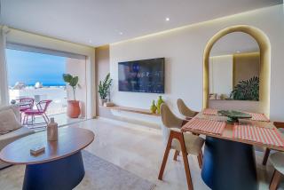 Luxurious sea view apartment with swimming pool - 7