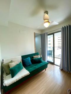 Apartamento Inteiro Novo Praia, 2 Varandas, Piscina e Vista Parcial MAC - 1