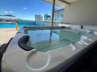 Perfect City Pad in Heritage Complex - 2