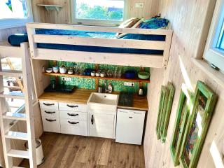 Lavender lodge retreat - 2