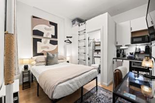 Micro Studio Walk to Time Square - 9