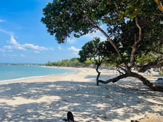 Marien Residences 221 Garden & Partial Ocean View Condo - 7