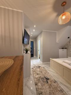 Quiet OldTown Sudio - 1