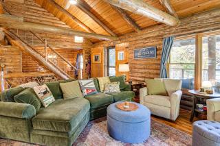 Private Beach! Lakefront Cabin in Panora - 5