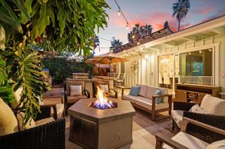 Stay & Play Pacific Beach Compound - 9