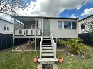 House On Kent Whole House - 2