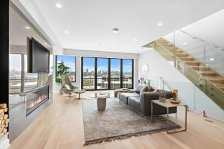 Modern Luxury 4BR Townhome Den NYC Views - 7