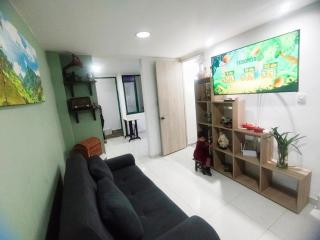 Private Balcony, Close to Downtown and Nature 201 - 0