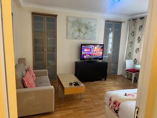 Nell Gwynn Apartments - 6