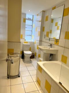 Nell Gwynn Apartments - 3