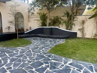 Saratoga Best for Stays, Shoots, Events - 0