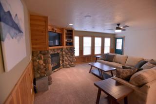 Mountain Therapy by Casago McCall - Donerightmanagement - 6