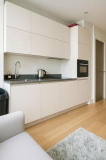 City Stay - Modern Studio - 7
