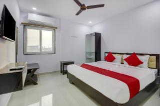 Hotel O by OYO Grand Mythri - 1